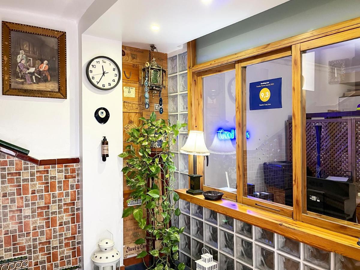 Beatriz Charming Hostal Torremolinos Exterior foto